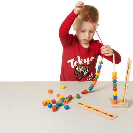 Jeu éducatif Sort the beads - Trie les perles pour développer la coordination œil-main et la logique mathématiques - Toys For Li