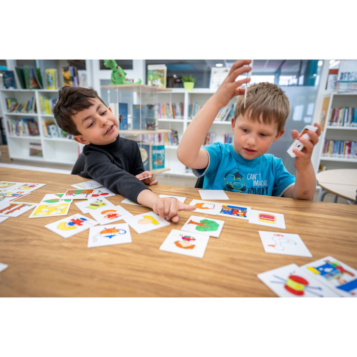 Jeu Éducatif Resulta - Développement des Compétences Linguistiques et Logiques