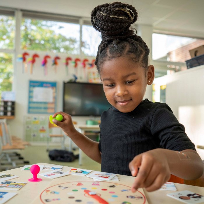 Jeu 8 Émotions Educo Enfant 3 ans - Roue des Sentiments