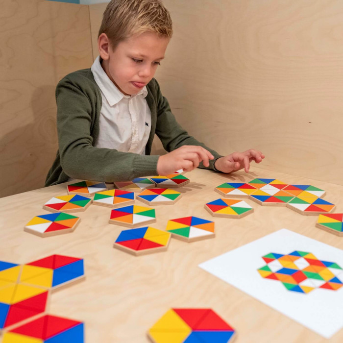 Hexagon : Jeu Éducatif pour Couleurs & Motricité | LesMinis.fr