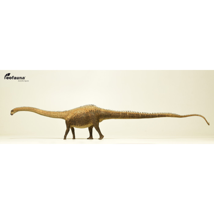 Figurine Diplodocus EoFauna : Un Géant du Jurassique dans Votre Collection