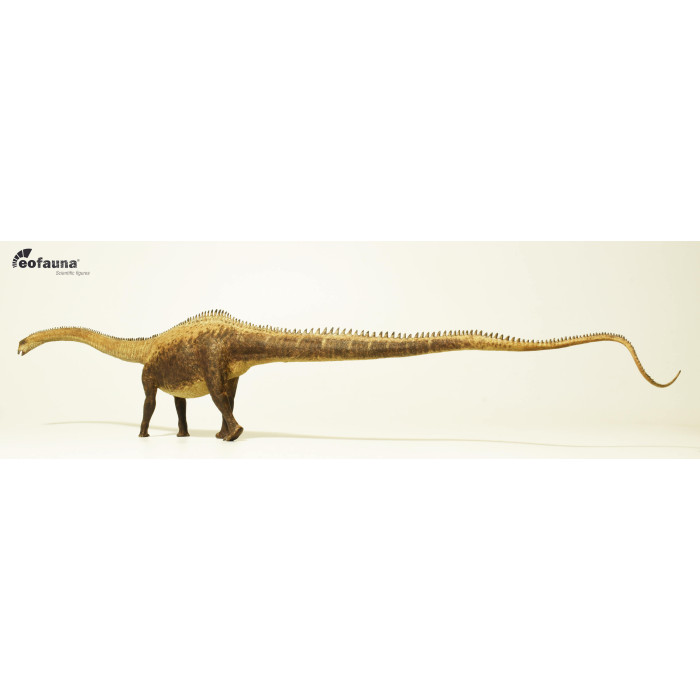 Figurine Diplodocus EoFauna : Un Géant du Jurassique dans Votre Collection