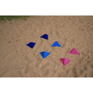Cônes Triangulaires pour Dioramas Équestres - Turquoise, Bleu Marine, Rose - LesMinis