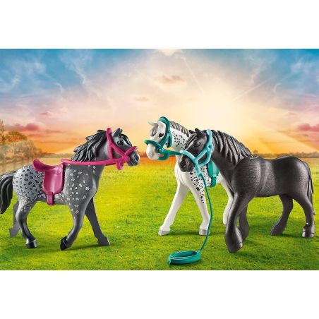 Playmobil 70999 - 3 Chevaux : Frison, Knabstrupper et Andalou - Country | LesMinis.fr