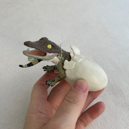 Figurine Crocodile naissant Safari Ltd | Scène de naissance détaillée