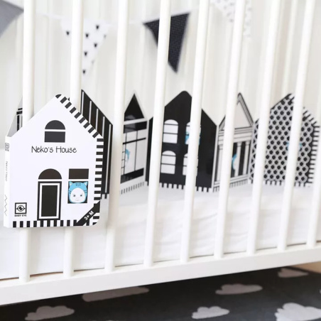 Livre noir et blanc bébé "Neko's House" | Livre contrasté pour tummy time | lesminis.fr