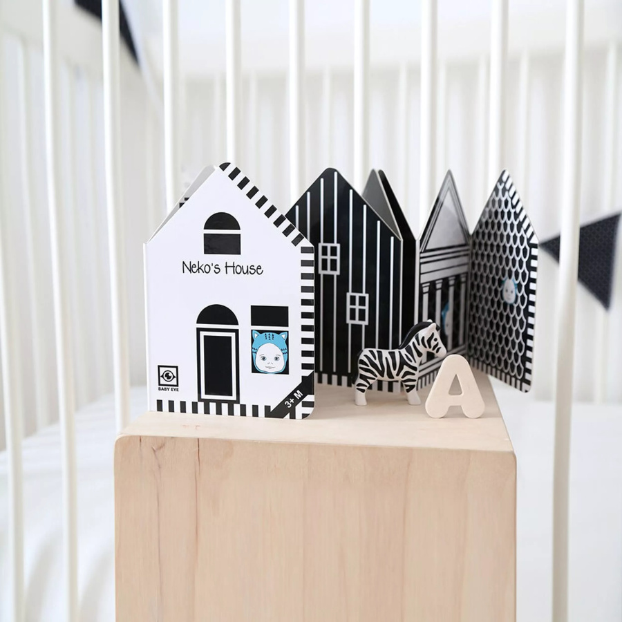 Livre noir et blanc bébé "Neko's House" | Livre contrasté pour tummy time | lesminis.fr