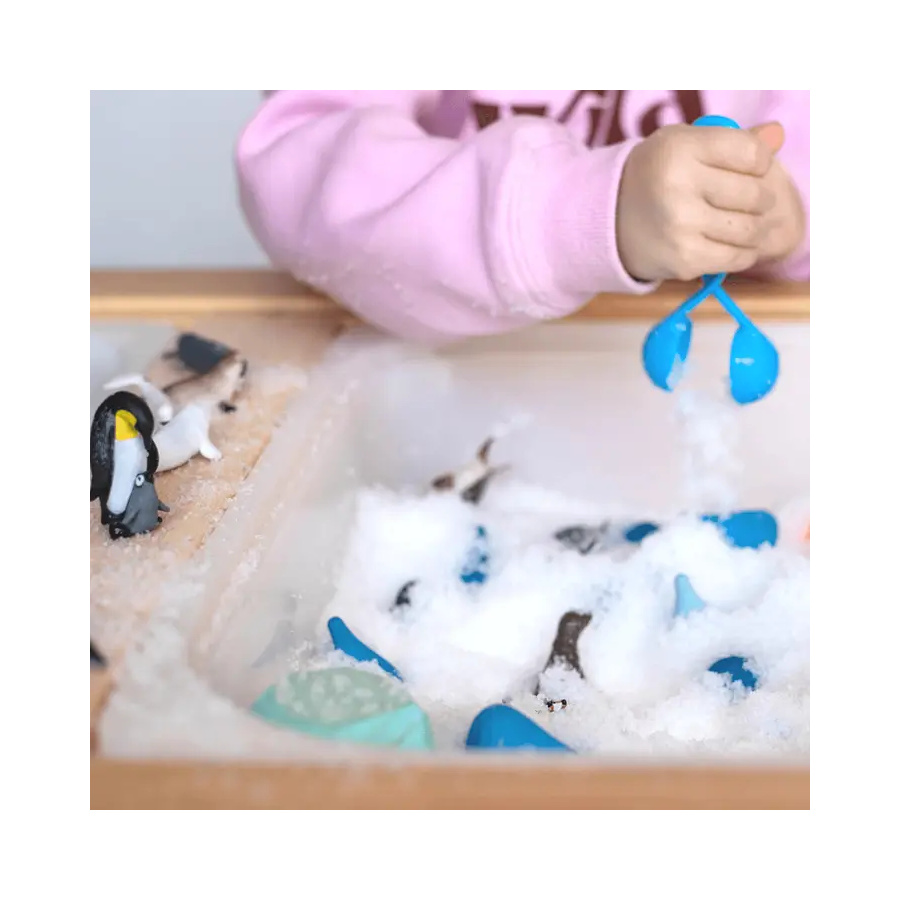 Neige sensorielle fluide 1 kg – Décor d’hiver & bac sensoriel