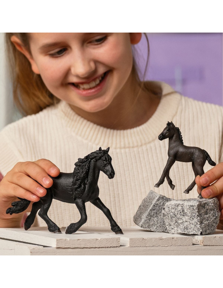 Étalon Frison Figurine Schleich | Reproducteur Noir