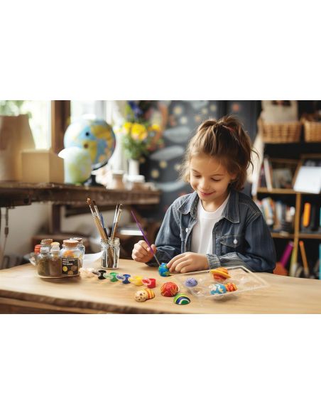 Kit moulage planètes Système solaire 4M – aimants et badges à peindre