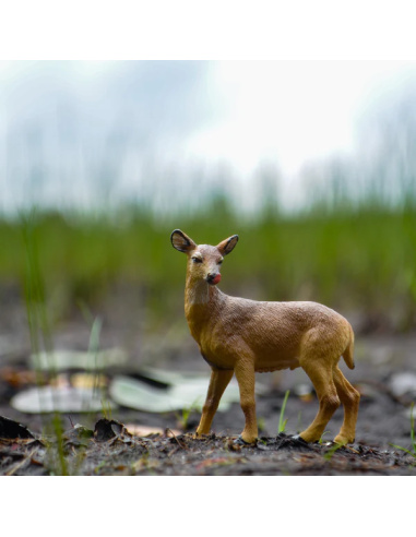 Petite figurine biche de Virginie ToyMany | Réaliste, 5,6 cm