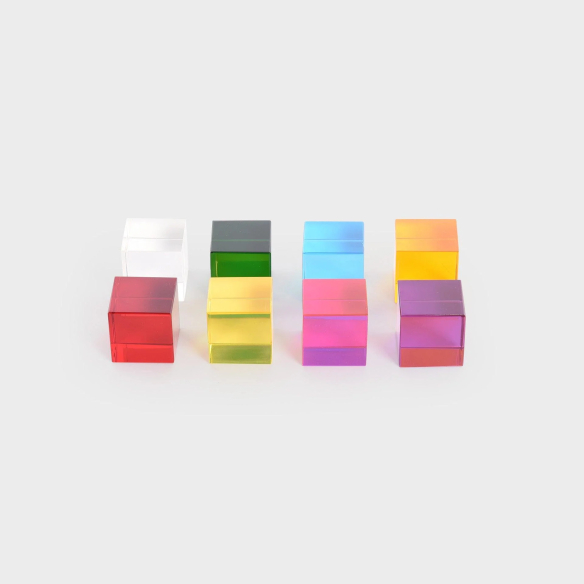 Cubes de perception TickiT, 8 cubes acrylique colorés | LesMinis