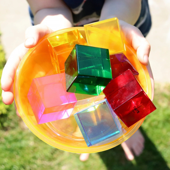 Cubes de perception TickiT, 8 cubes acrylique colorés | LesMinis