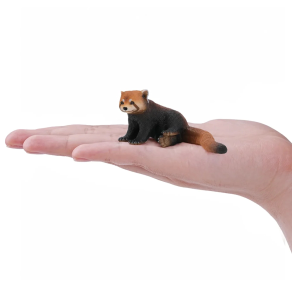 Figurine panda roux couché ToyMany