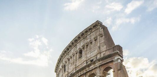 Le Colisée, monument emblématique de la Rome antique