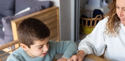 Matériel pédagogique et éducatif pour le système décimal la base de 10 hiérarchie des nombres