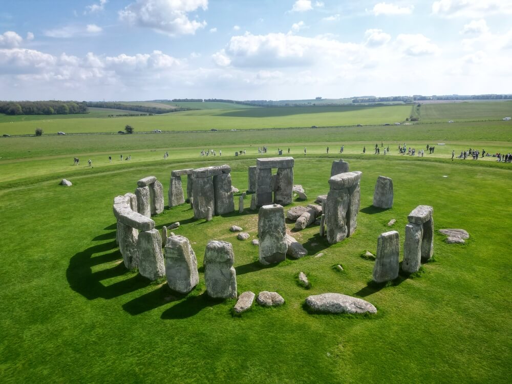 Vue du ciel Stonehenge et Wiltshire Country en Angleterre