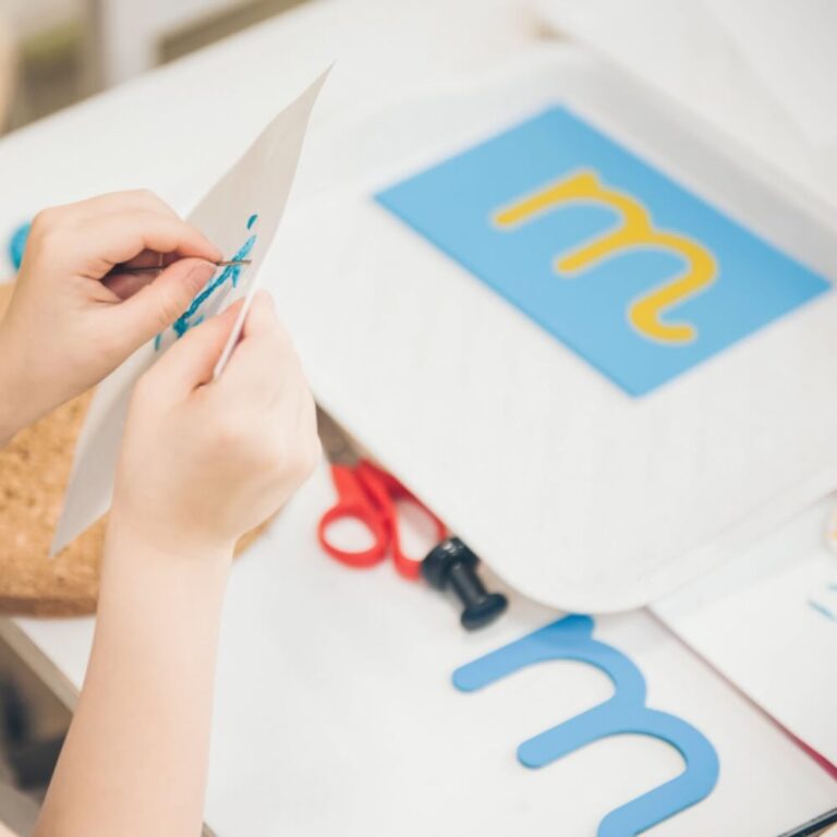 Phonèmes et Graphèmes : Comprendre les Sons et Lettres du Français