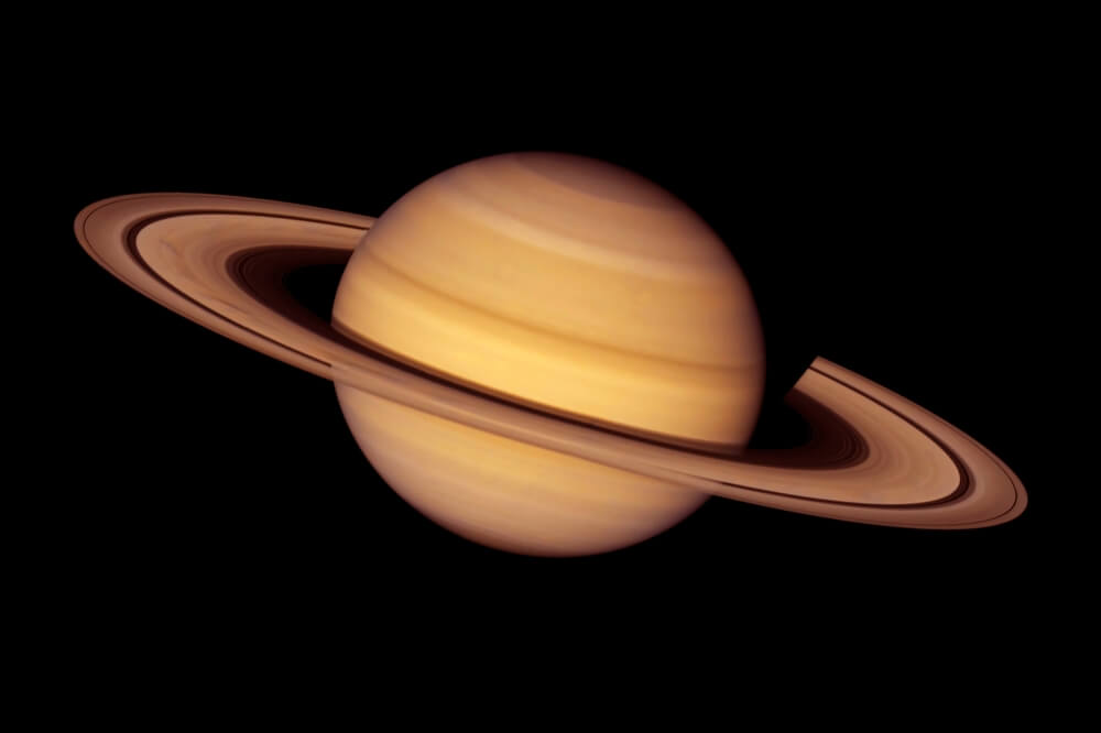 Saturne planète fond noir