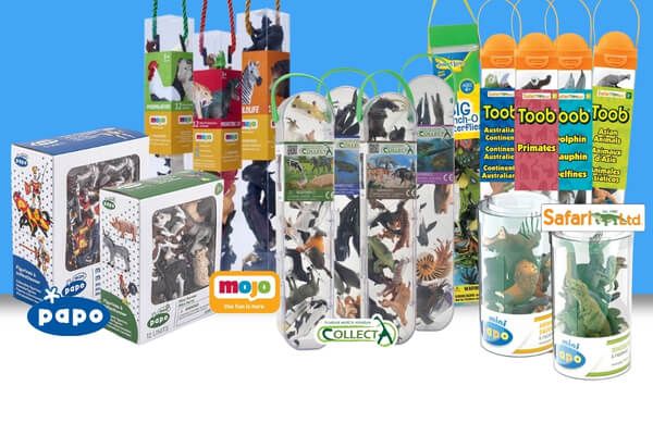 Tube Safari Ltd ouvert avec ses figurines miniatures d'animaux étalées à côté Mini Papo, Mini MojoFun, Mini CollectA